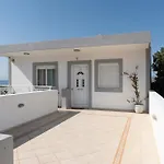 Alojamento de Acomodação e Pequeno-almoço Pounedes Luxury 4*