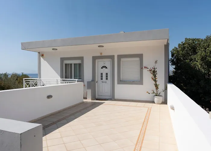 Oda ve Kahvaltı Pounedes Luxury 4*