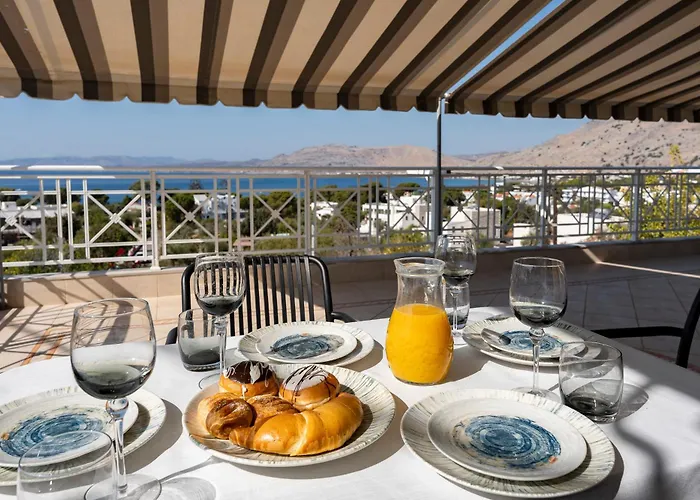 Oda ve Kahvaltı Pounedes Luxury Pefki