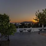 Pounedes Luxury Πεύκος