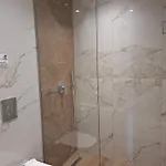 ベッド・アンド・ブレックファスト Pounedes Luxury