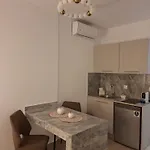 Pounedes Luxury