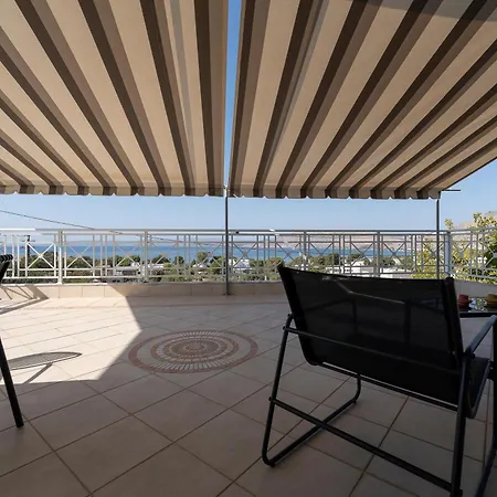 Alojamento de Acomodação e Pequeno-almoço Pounedes Luxury Pefki