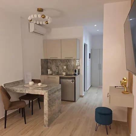Nocleg ze śniadaniem Pounedes Luxury *