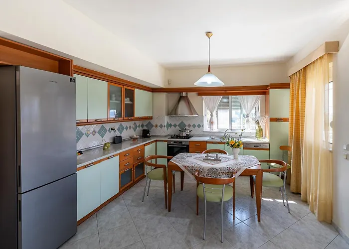 Bed & Breakfast Pounedes Luxury