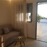 Pounedes Luxury 4*