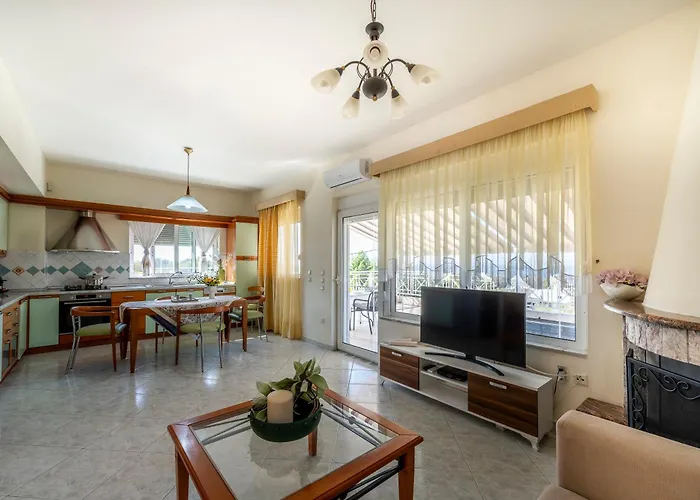 Pounedes Luxury Bed and breakfast Pefki